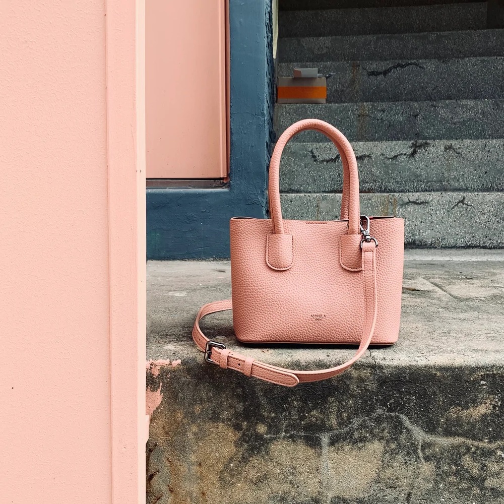 AUTHENTIC Angela Roi Cher Micro with Signet in “Coral Pink”!